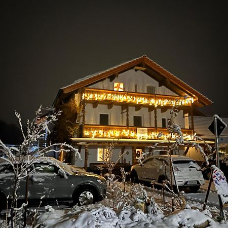 Ihre Ferienwohnung Bayrisch Mehr... Гштадт-ам-Кимзее Экстерьер фото